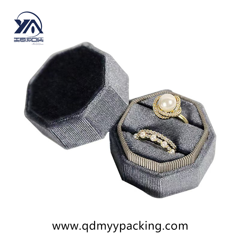 Flocking Ring Box