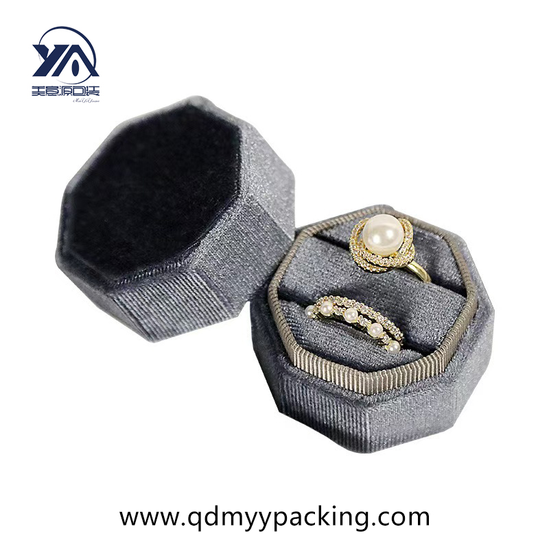 Flocking Ring Box