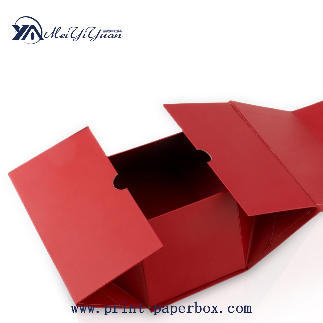 Cardboard folding gift box