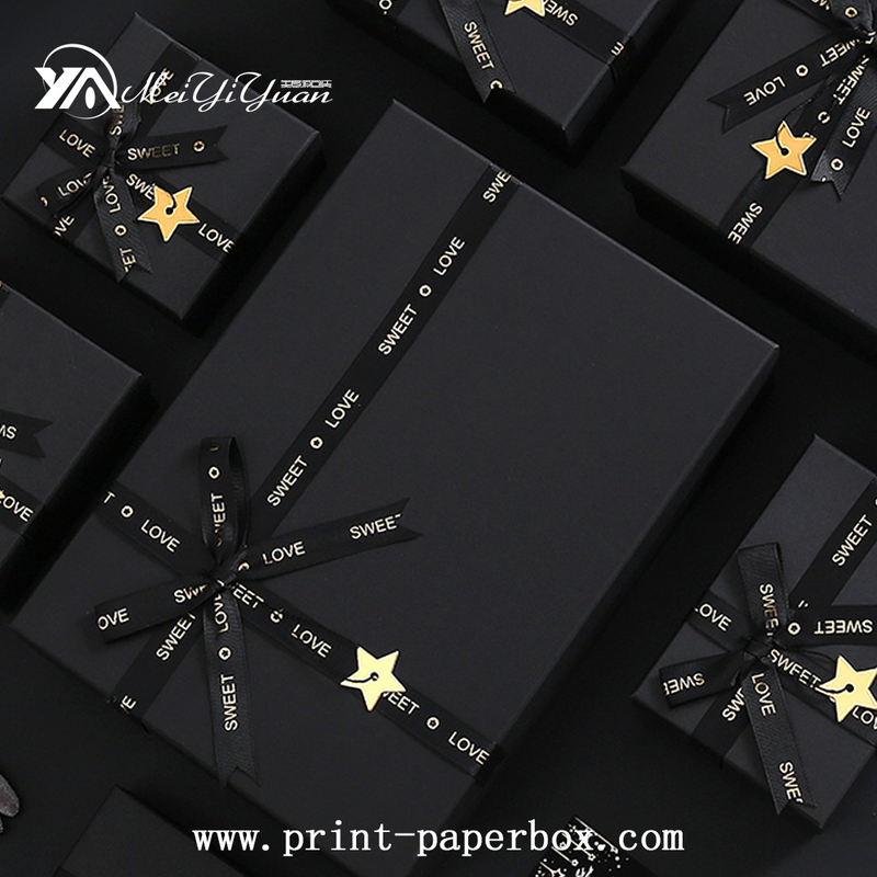 Heaven And Earth Cover Hard Box Gift Box