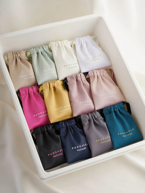 Jewelry beam pocket