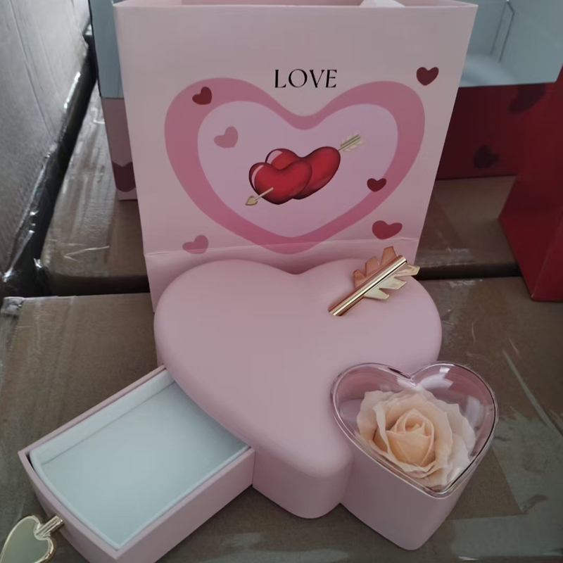 Heart-shaped Jewelry Box