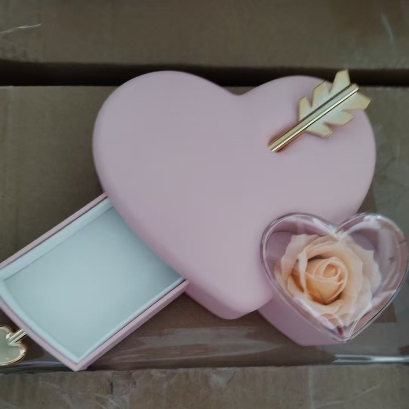 Heart-shaped Jewelry Box